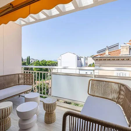 Apartmán 5 Canada - 3-bedroom With Terrace Carlton